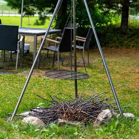 Lasshofer マウテルンドルフ